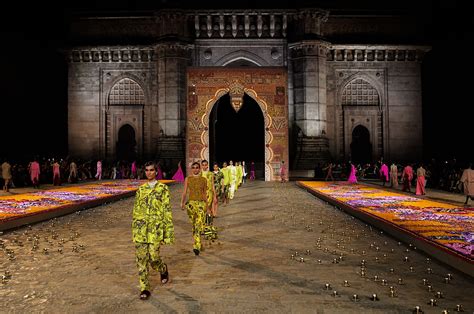 Inside Dior’s Autumn ’23 Show At The Gateway of India In Mumbai